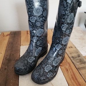 Capelli NY rain boots
